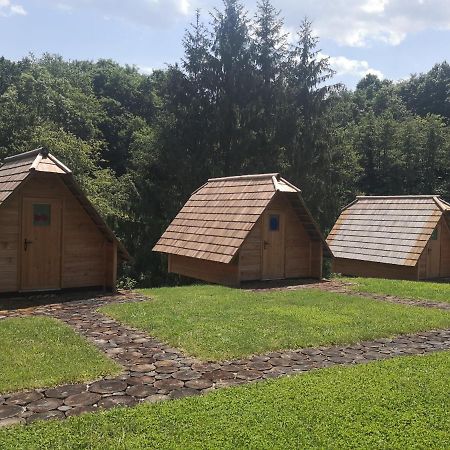 Glamping Naselje Zeleni Turizem Hotel Makole Exterior photo