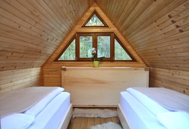 Glamping Naselje Zeleni Turizem Hotel Makole Exterior photo
