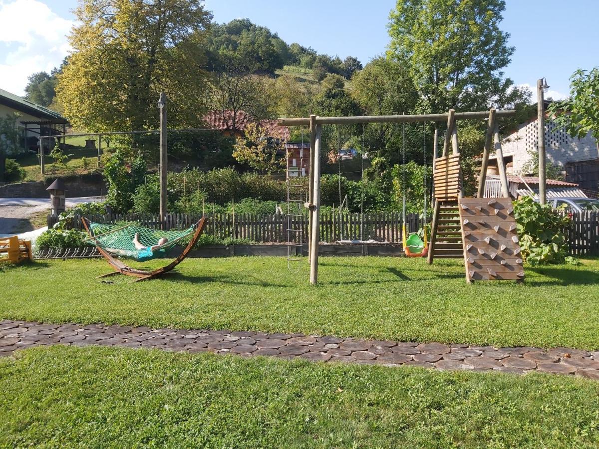 Glamping Naselje Zeleni Turizem Hotel Makole Exterior photo